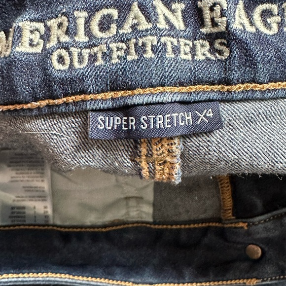 American Eagle Super Stretch Hi-Rise Jeggings - Picture 3 of 5